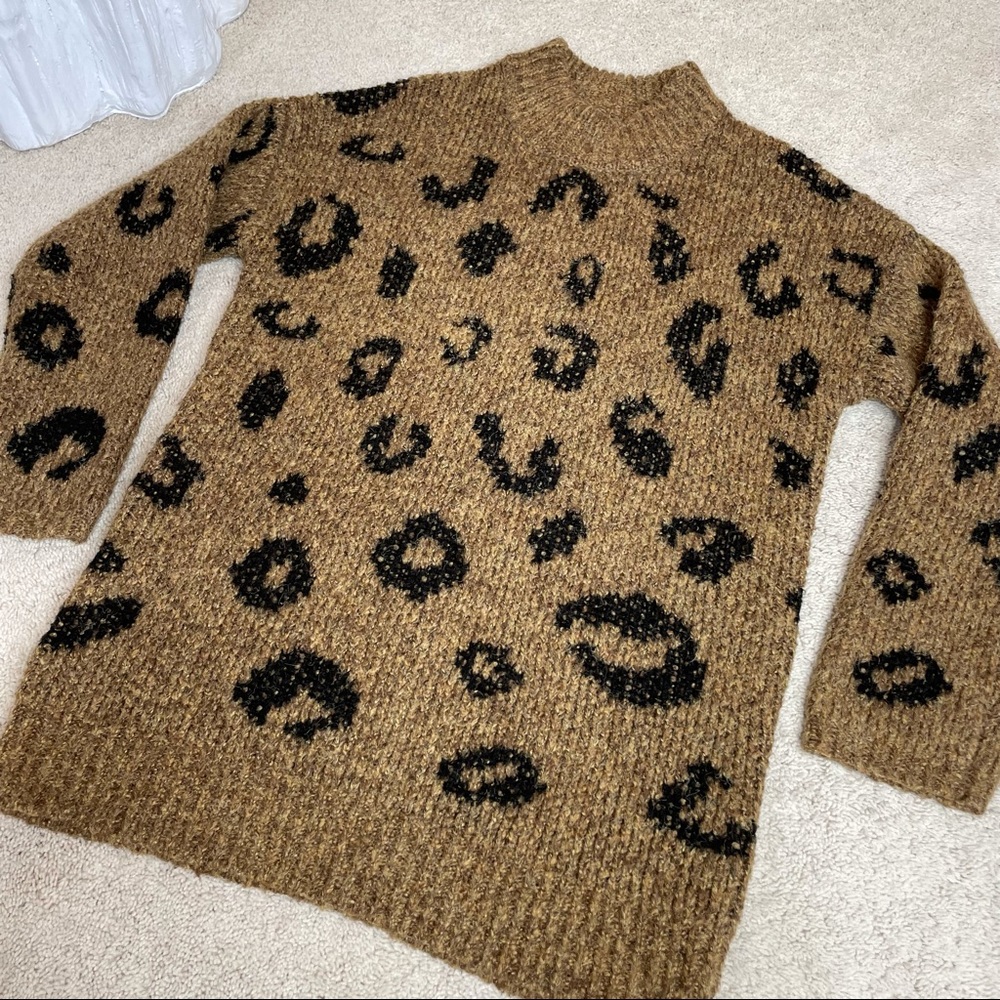 Universal Thread Chunky Leopard Pullover Sweater - Picture 3 of 10